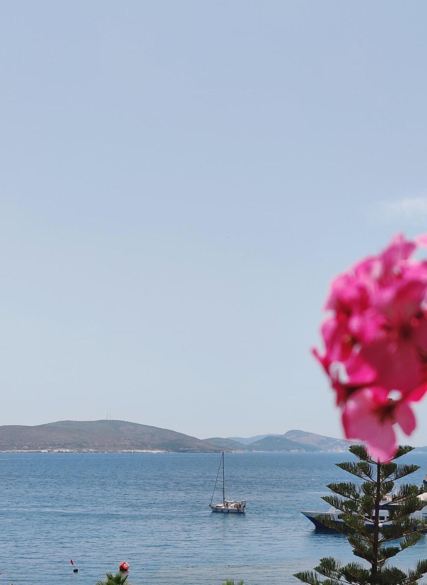 Villa Margarit Boutique Hotel Saranda Kültér fotó